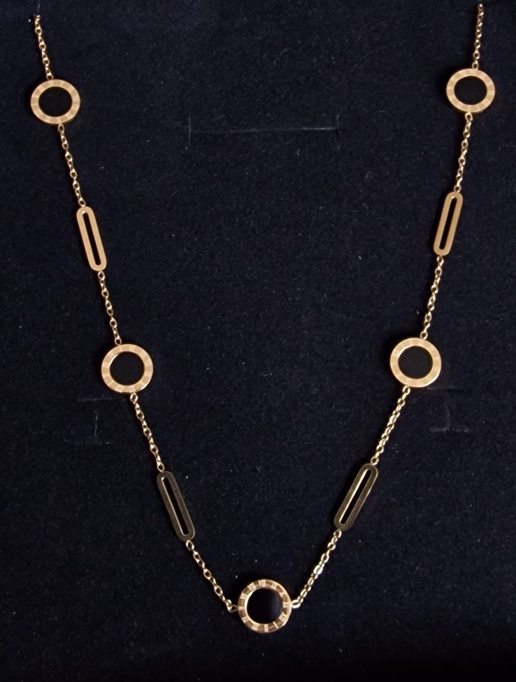 circle master lucious